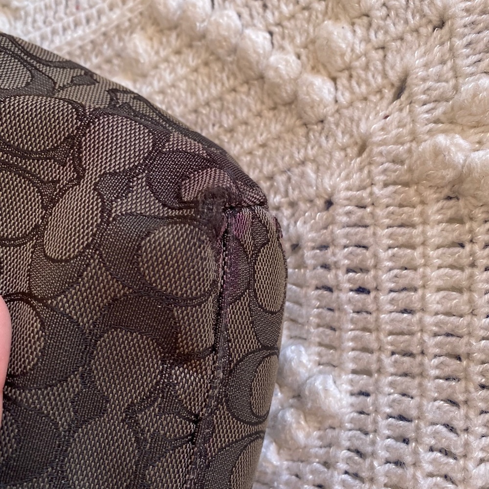 Coach Bag - Picture 3 of 9